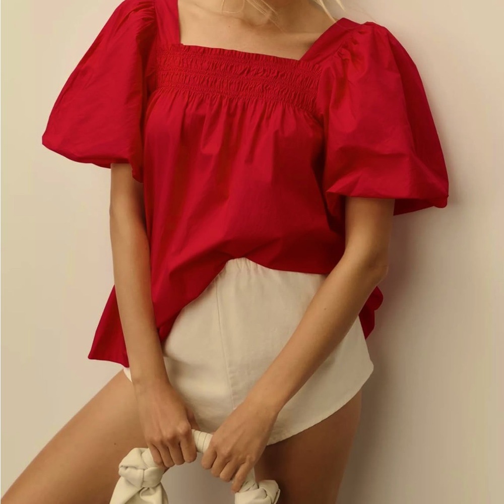 NWT - 100% cotton sateen red puffed sleeve blouse - Size M